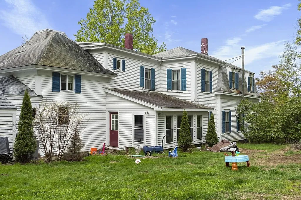 92 Sullivan Street Berwick ME 03901