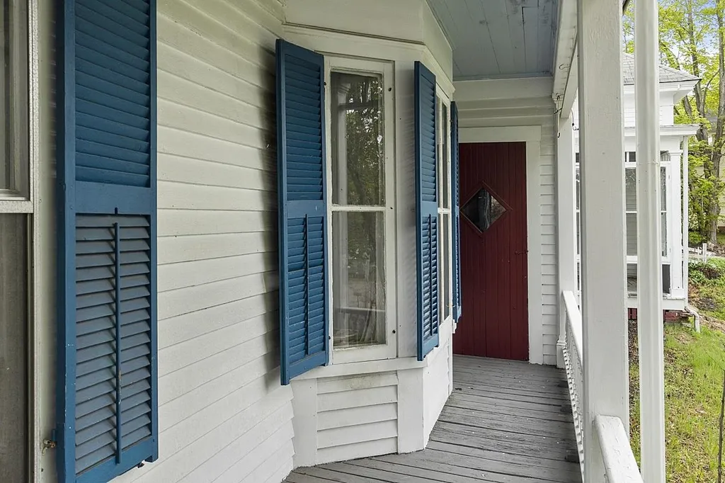 92 Sullivan Street Berwick ME 03901