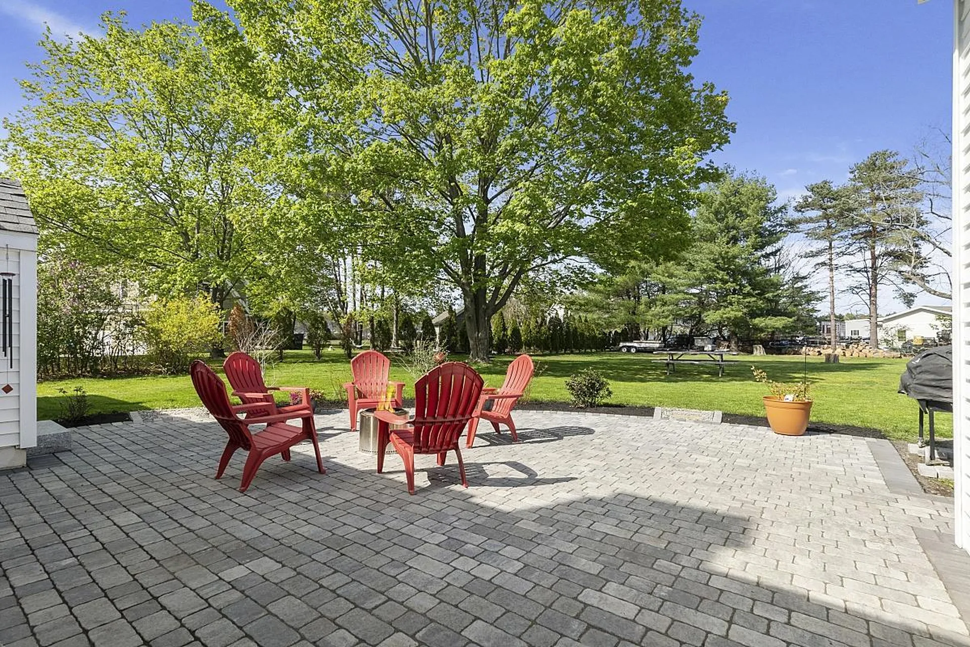 9 Post Road North Hampton NH 03862