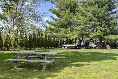 9 Post Road North Hampton NH 03862