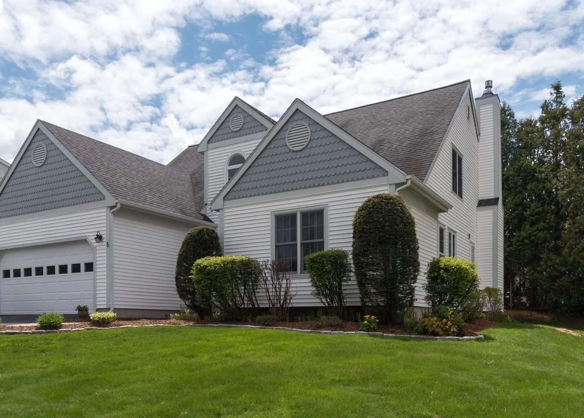 5 Walnut Lane Essex VT 05452