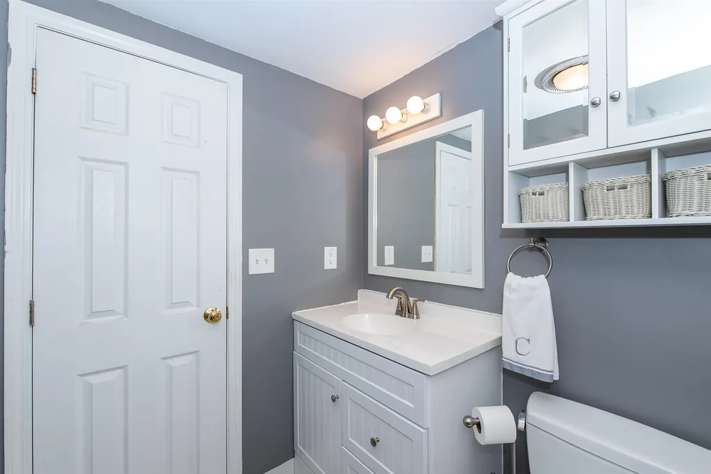 508 Piscassic Street Newmarket NH 03857