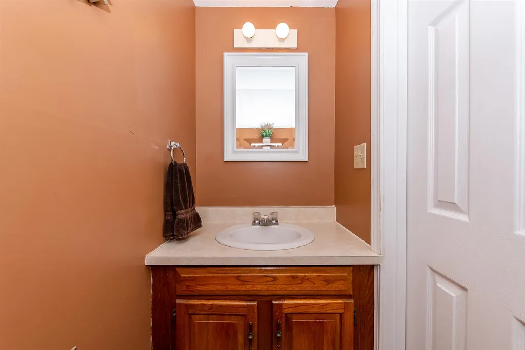 508 Piscassic Street Newmarket NH 03857