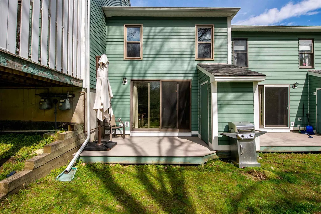 508 Piscassic Street Newmarket NH 03857