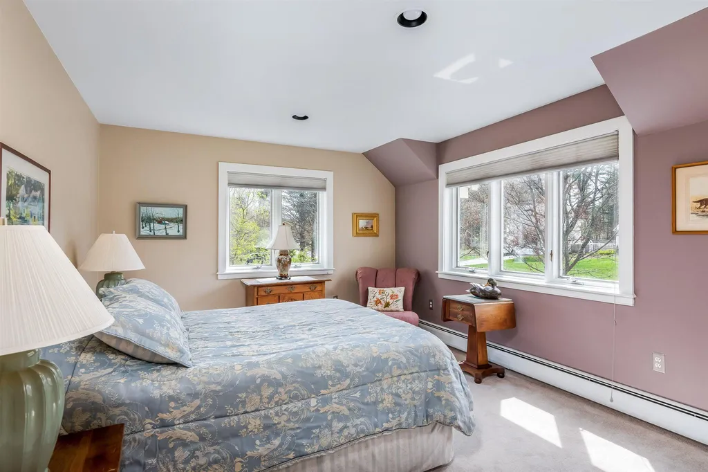 2 Hagan Drive Essex VT 05452