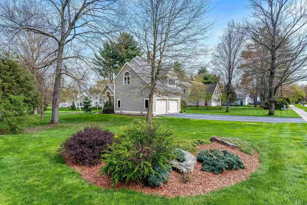 2 Hagan Drive Essex VT 05452