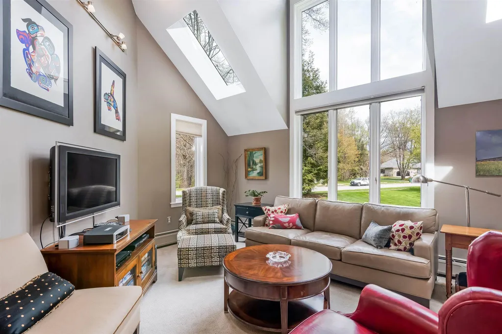 2 Hagan Drive Essex VT 05452