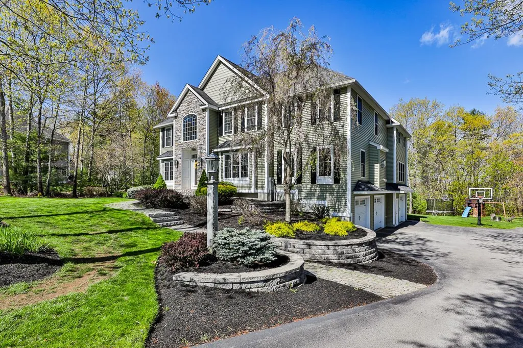 27 Jackman Ridge Road Windham NH 03087
