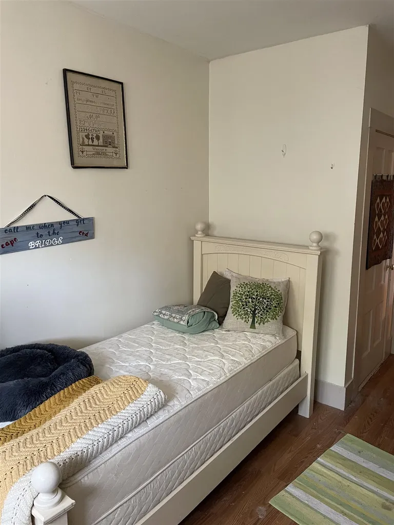 2-4 1/2 Van Buren Street Nashua NH 03060