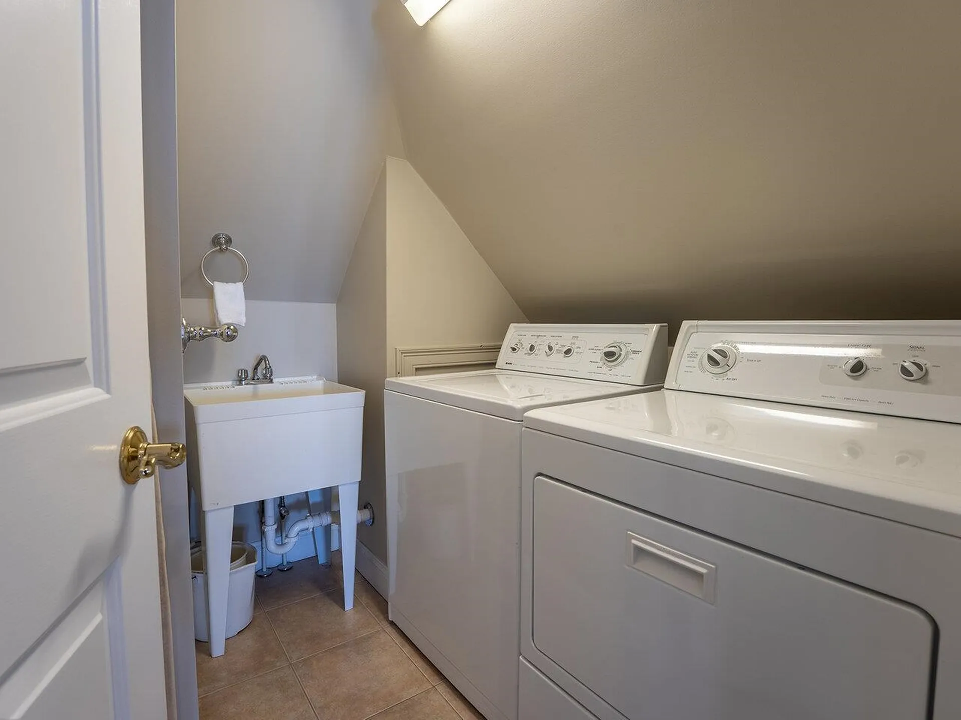 1067 Marble Island Road Colchester VT 05446