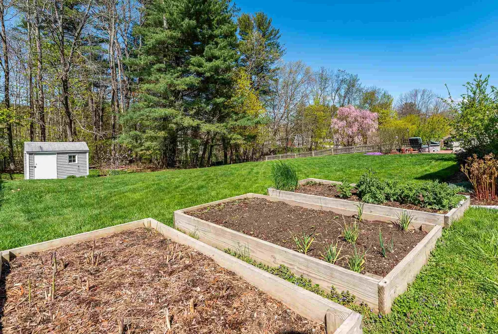 7 Kennedy Circle Dover NH 03820