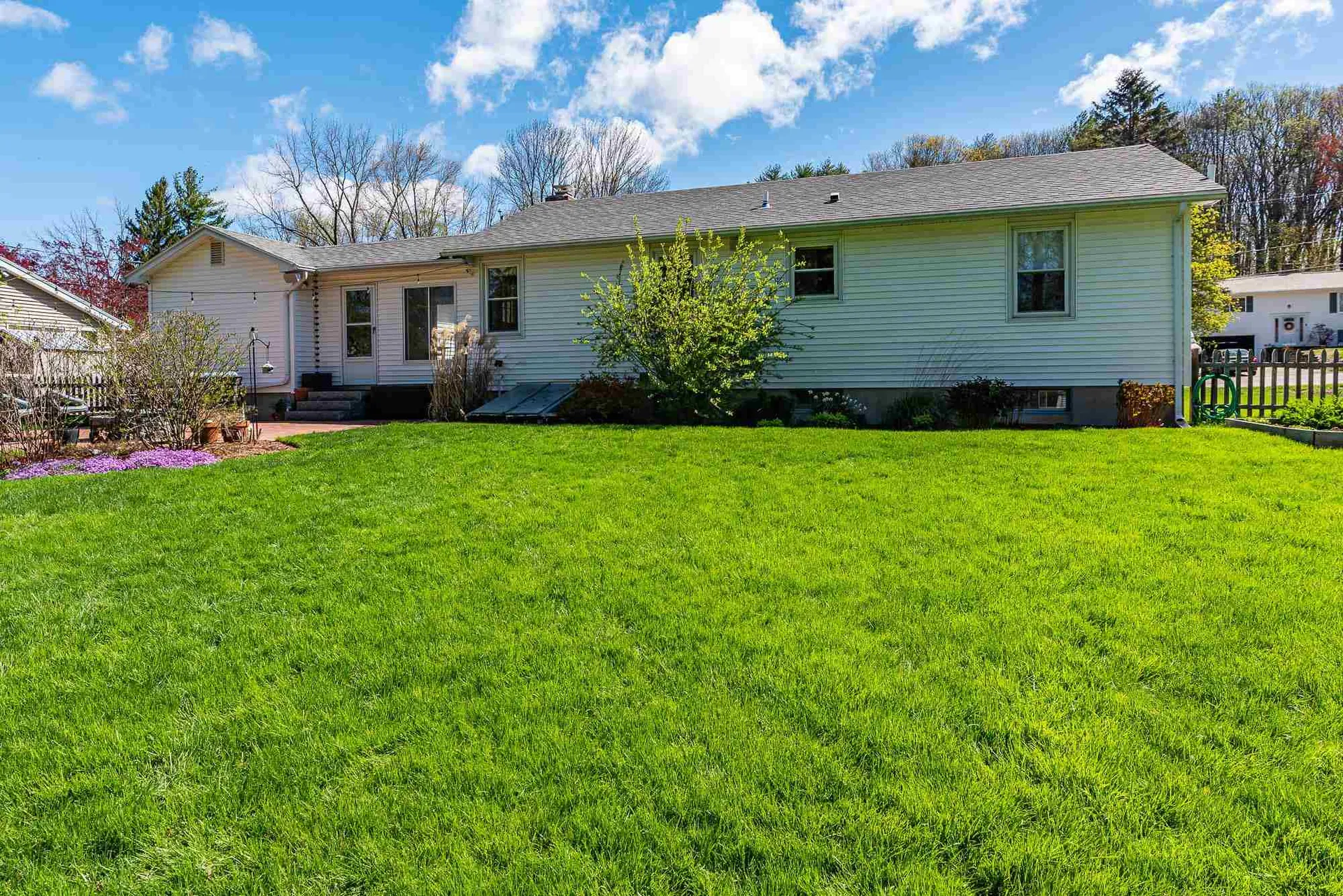 7 Kennedy Circle Dover NH 03820