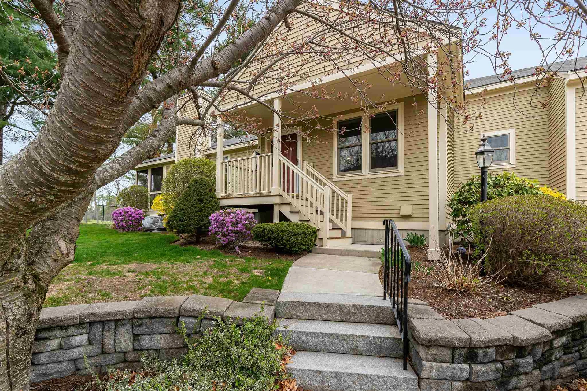 7 Kittanset Road Bedford NH 03110