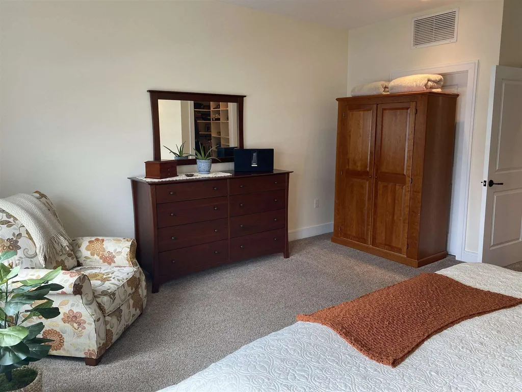 70 Maple Street Middlebury VT 05753