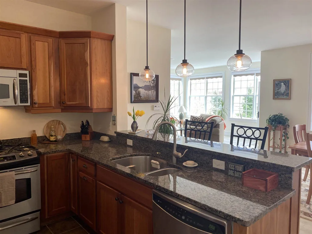 70 Maple Street Middlebury VT 05753