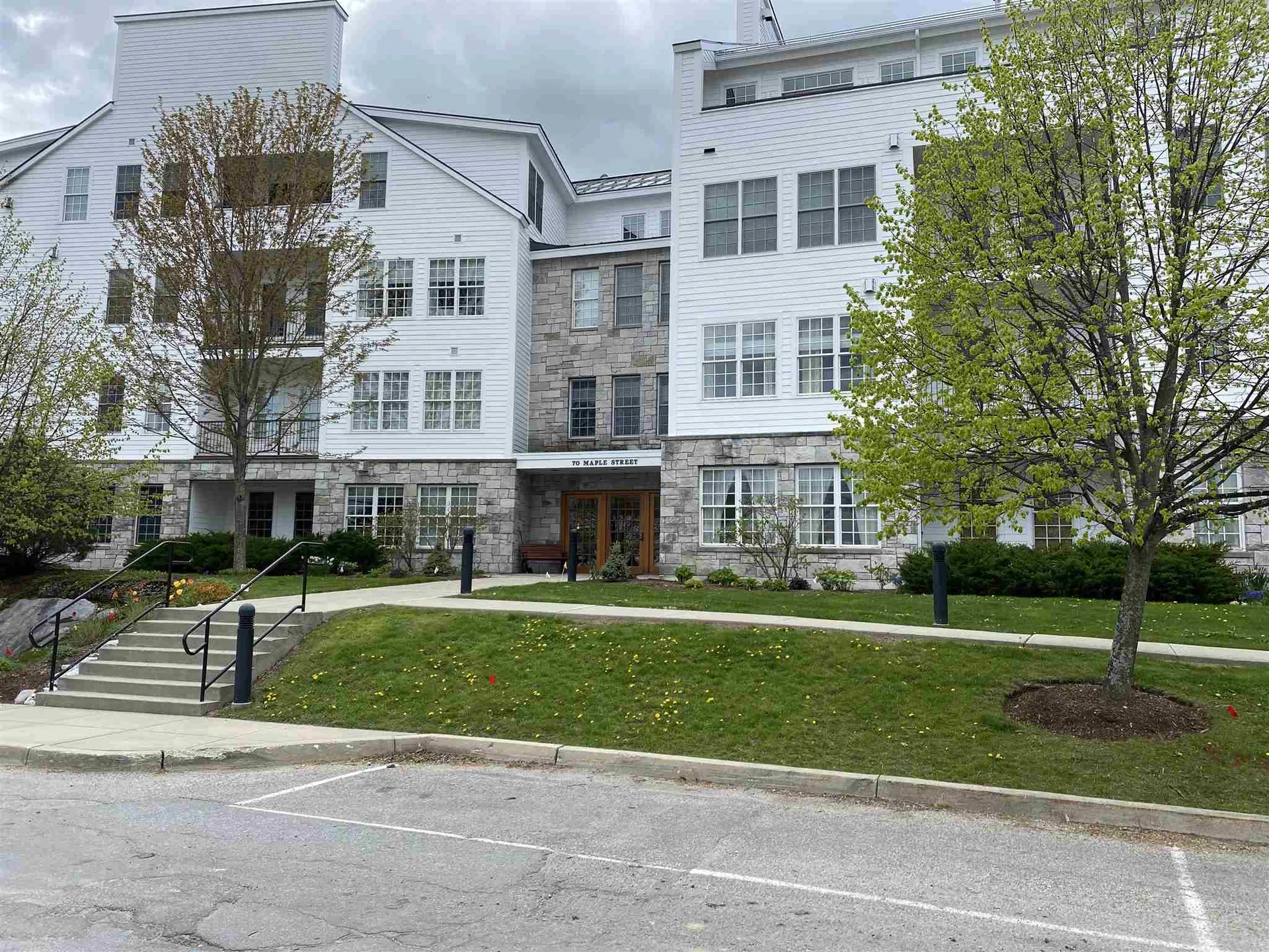 70 Maple Street Middlebury VT 05753