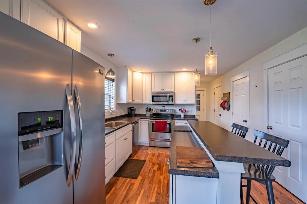 39 Leach Road Fairfax VT 05454