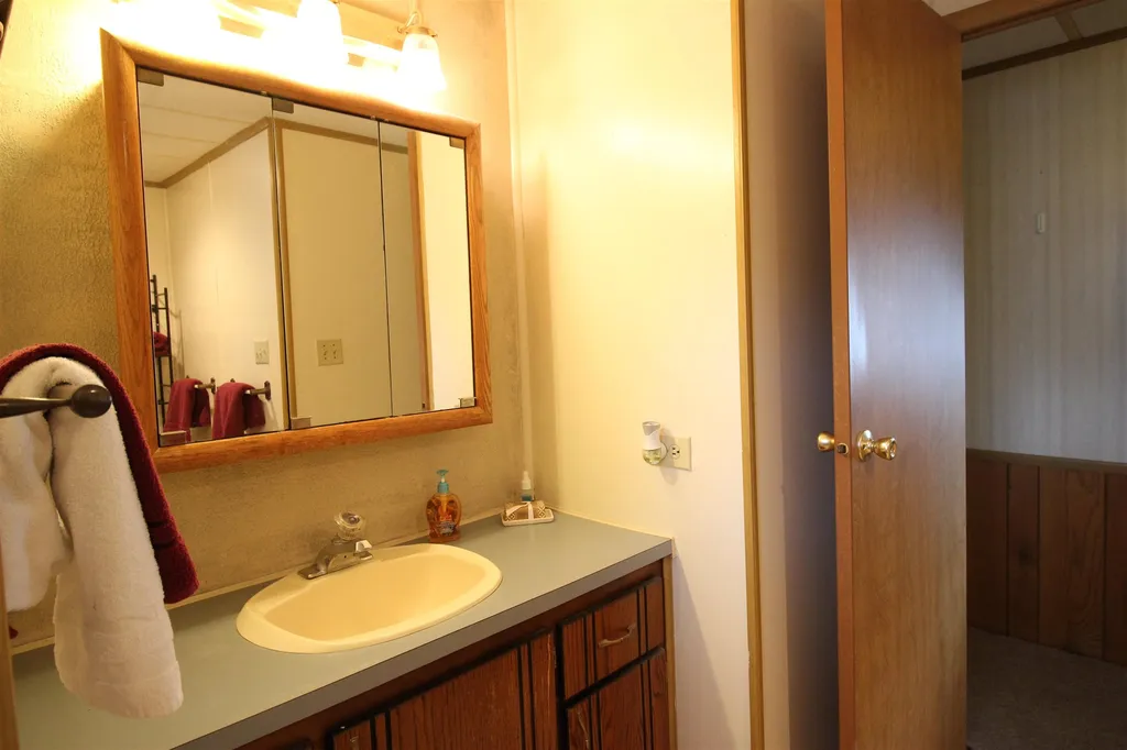 4 Sherwood Lane Merrimack NH 03054