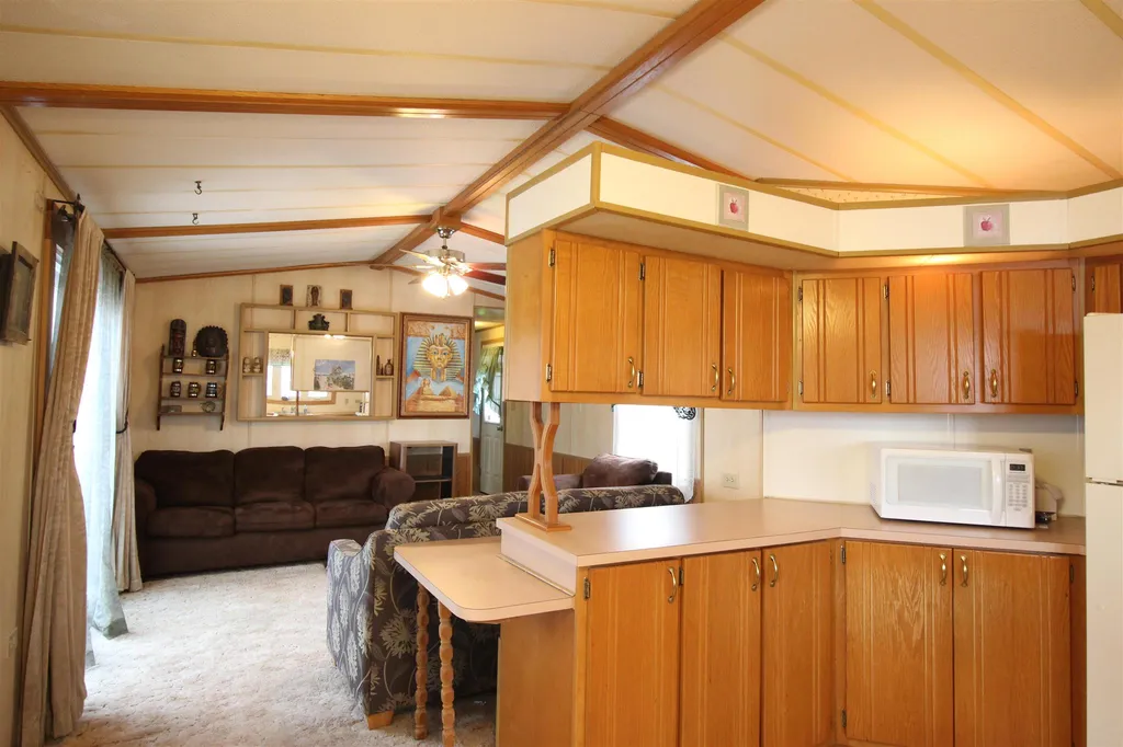 4 Sherwood Lane Merrimack NH 03054