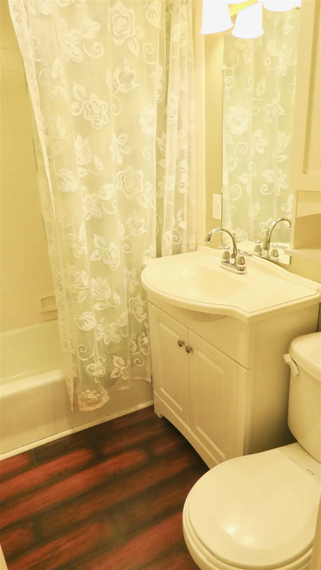 1856 Quechee Main Street Hartford VT 05059