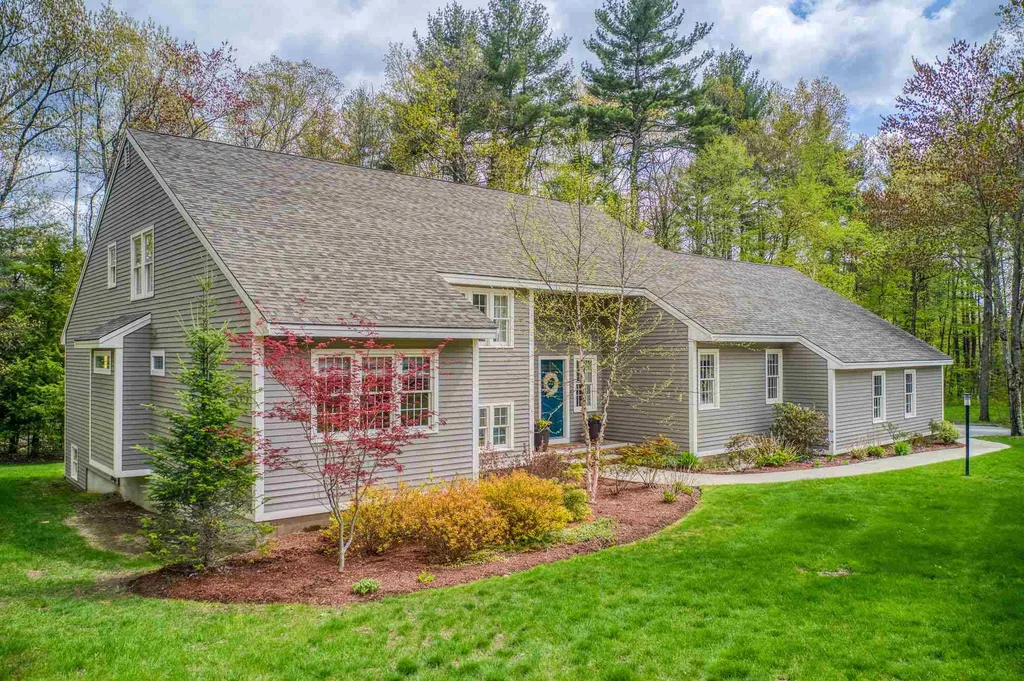 8 Jefferson Road Windham NH 03087