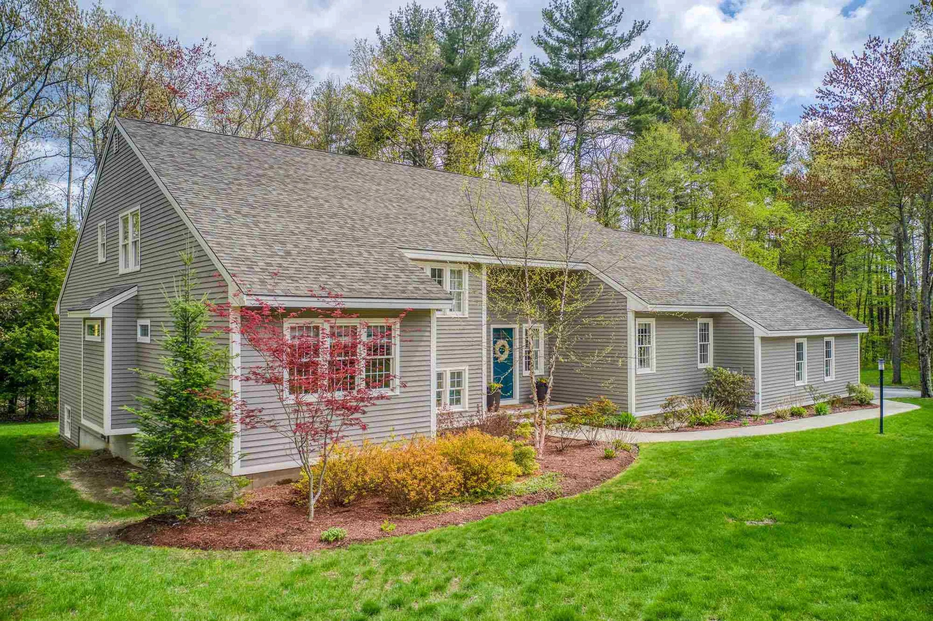 8 Jefferson Road Windham NH 03087