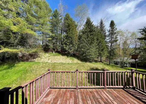 209 Waterman Circle St. Johnsbury VT 05819
