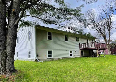 209 Waterman Circle St. Johnsbury VT 05819