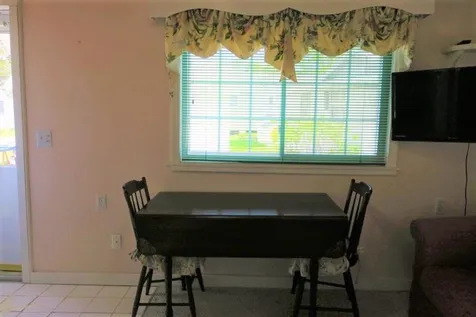 25 Smith Avenue Hampton NH 03842