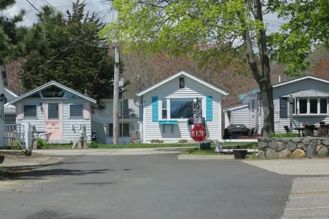 25 Smith Avenue Hampton NH 03842