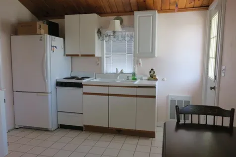 25 Smith Avenue Hampton NH 03842