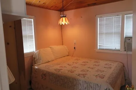 25 Smith Avenue Hampton NH 03842