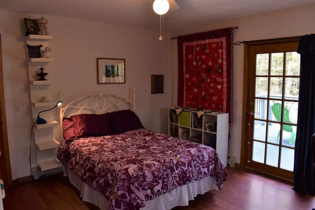 19 Hummingbird Hill Grantham NH 03753