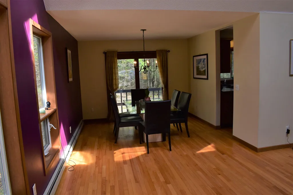 19 Hummingbird Hill Grantham NH 03753