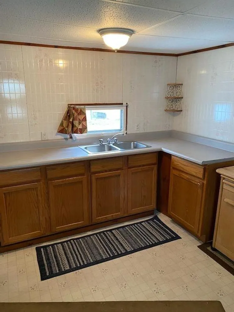 3 Crescent Drive Brattleboro VT 05301