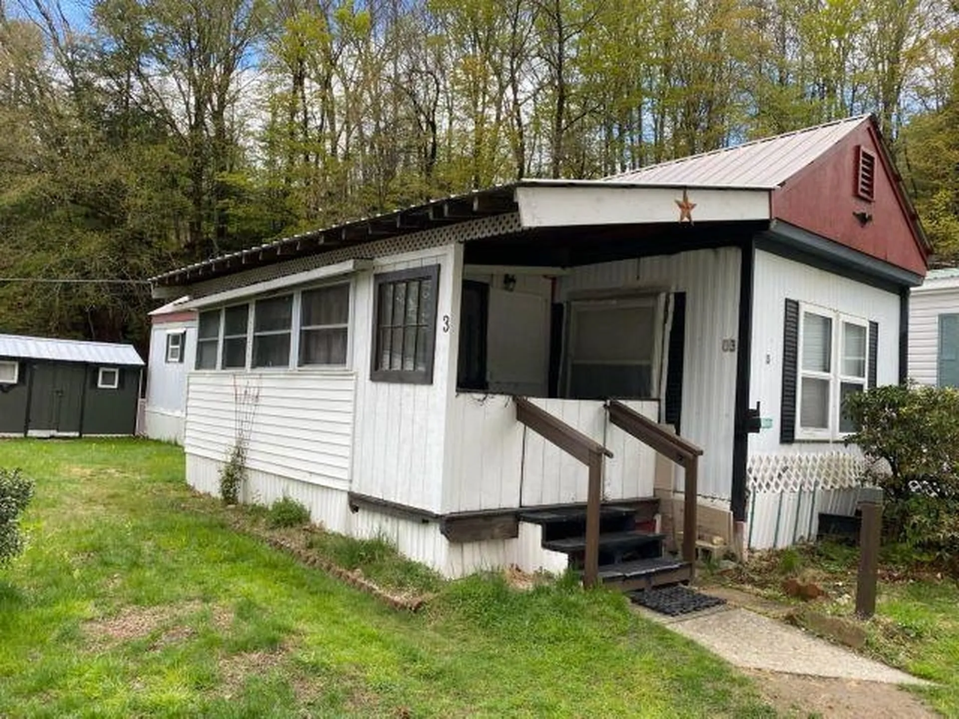 3 Crescent Drive Brattleboro VT 05301