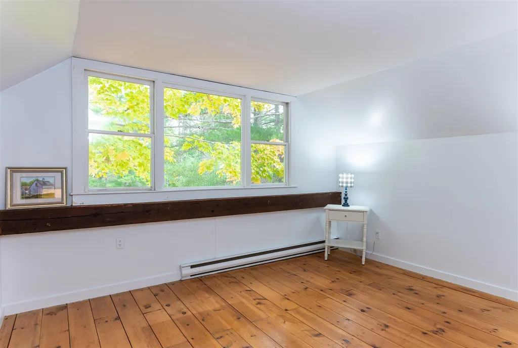 39 Sanborn Road Brookfield NH 03872