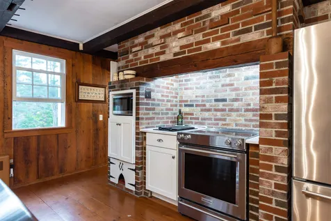 39 Sanborn Road Brookfield NH 03872