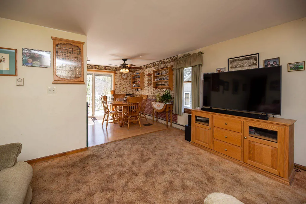 52 Forest Park Drive Rochester NH 03868