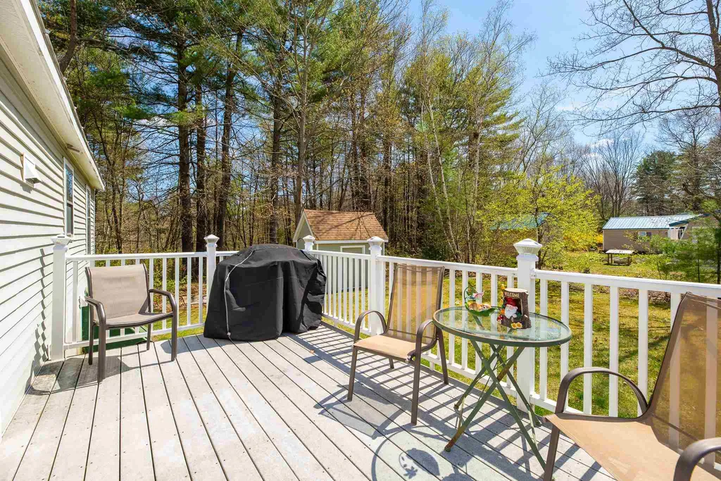 52 Forest Park Drive Rochester NH 03868