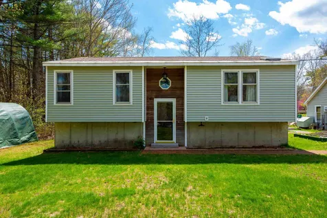52 Forest Park Drive Rochester NH 03868