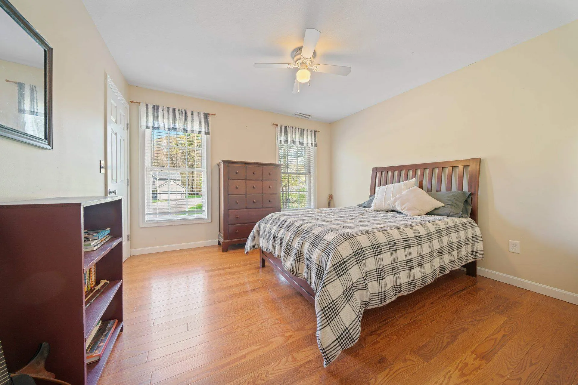 25 Barberry Street Hooksett NH 03106