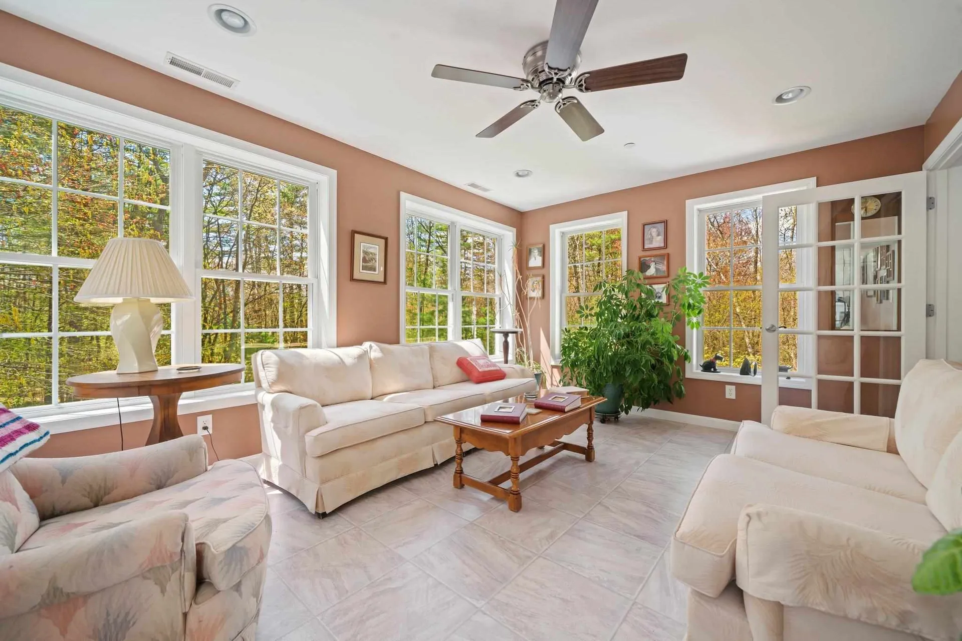 25 Barberry Street Hooksett NH 03106