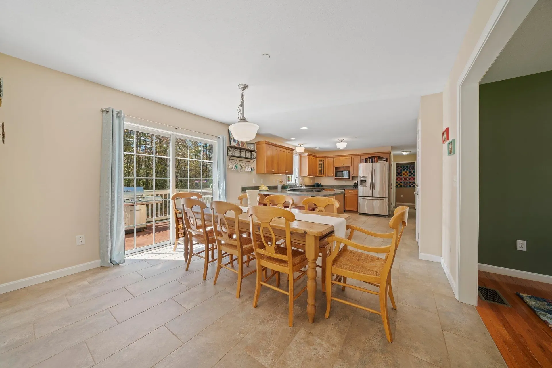 25 Barberry Street Hooksett NH 03106