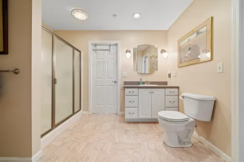 25 Barberry Street Hooksett NH 03106