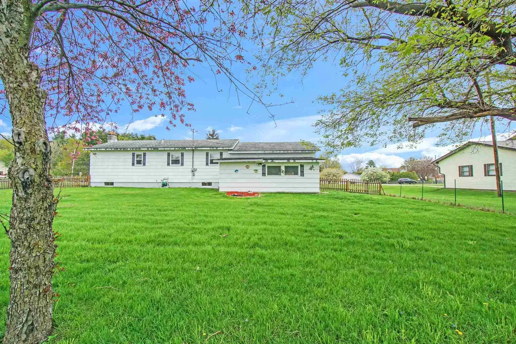 161 Railroad Street Milton VT 05468