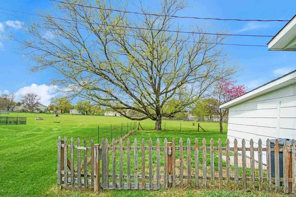 161 Railroad Street Milton VT 05468