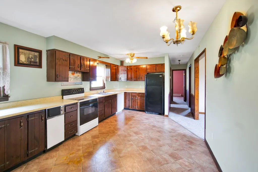 161 Railroad Street Milton VT 05468