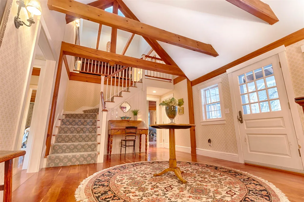 591 Whittier Highway Sandwich NH 03227