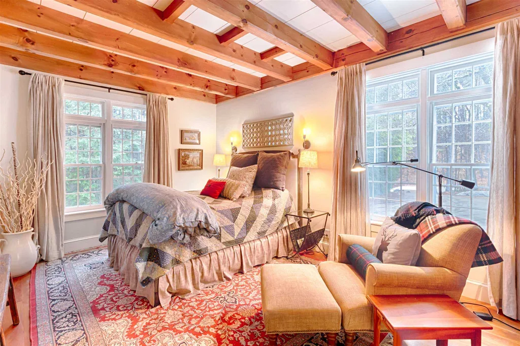 591 Whittier Highway Sandwich NH 03227